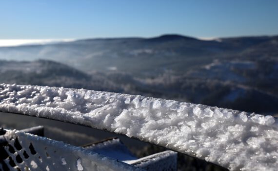 Raueis am Kickelhahn